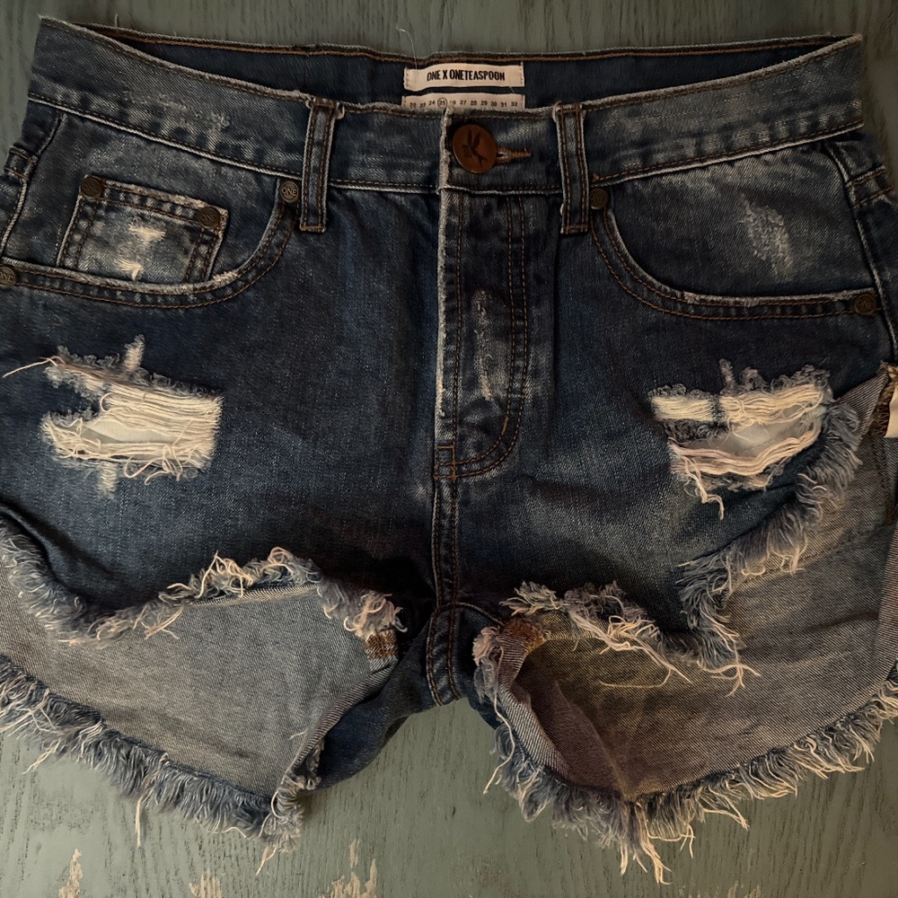 Cut off shorts One Teaspoon